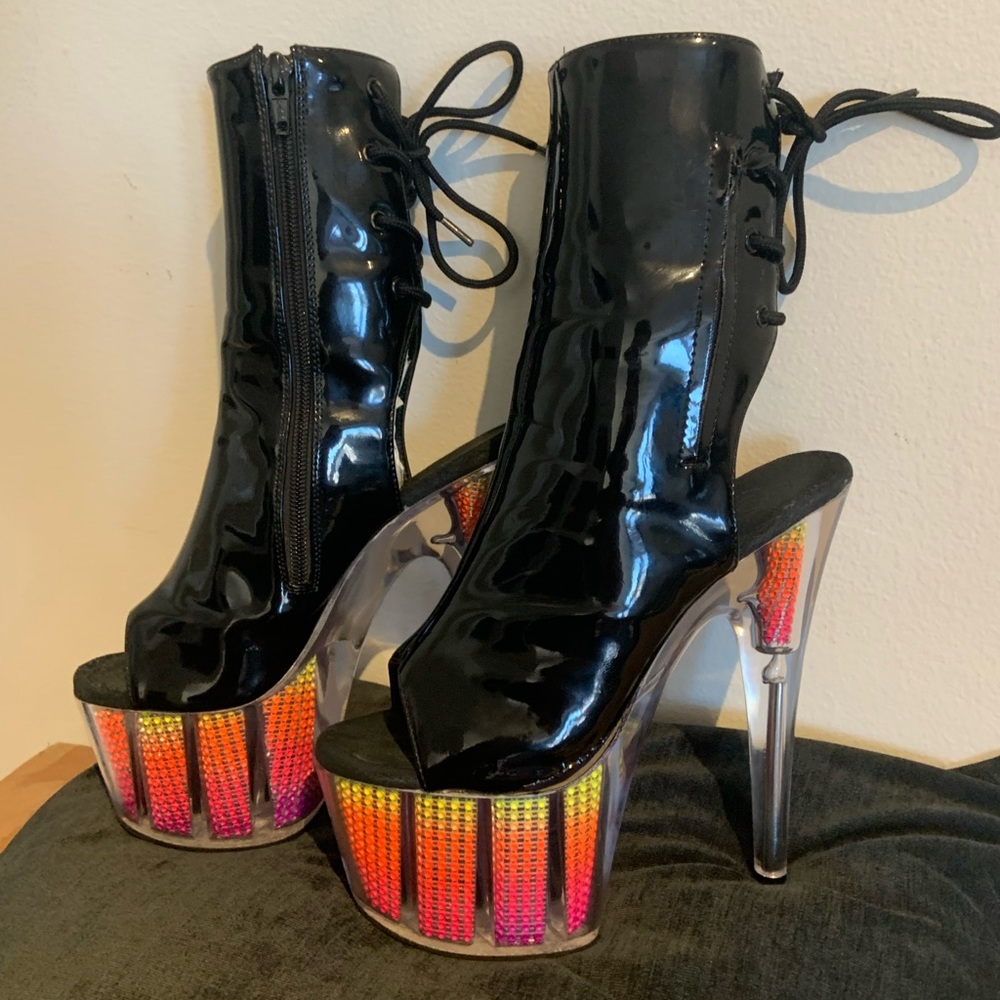 Pleaser Adore size 7 ankle length high heel boots
